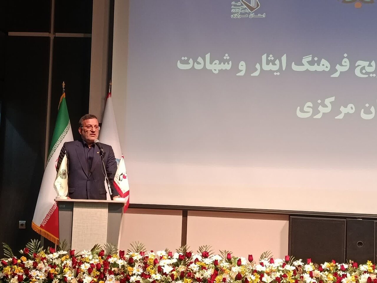 محمودی: پیوست ایثار و شهادت باید در تمام پروژه‌های شهری اراک جاری باشد