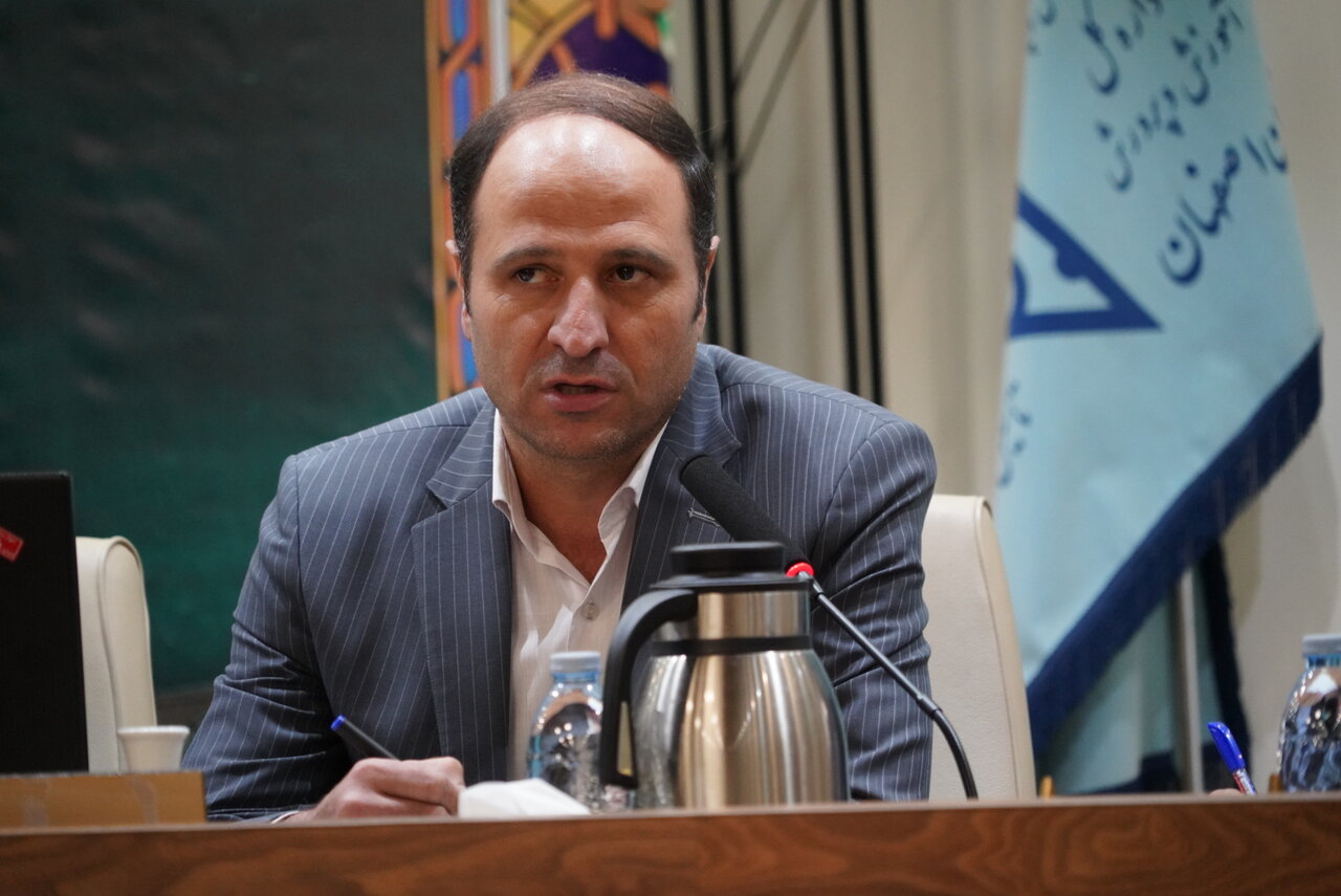 مهر امسال هیچ کلاس بدون معلم در اصفهان نخواهیم داشت