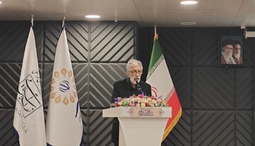 حداد عادل: مجلس عامل مهمی در حفظ وحدت و انسجام ملی است