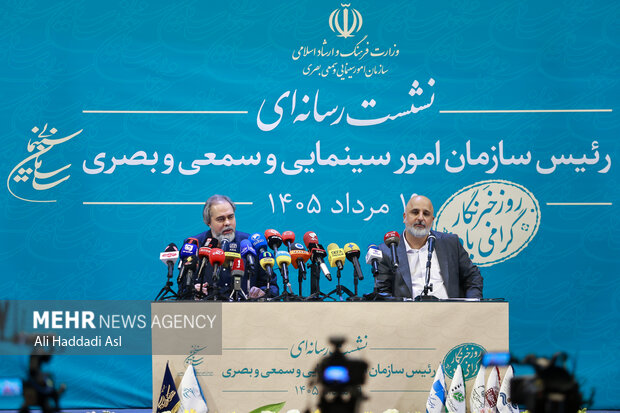 نظر رائد فریدزاده درباره فیلمهای زیرزمینی؛ فرایند صدور مجوز شفاف شود