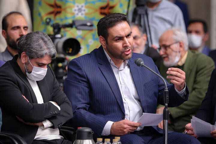 ادبیات کرمانشاه در جستوجوی احیای جریانهای اصیل شعر و فرهنگ