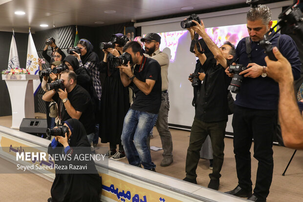 افتتاحیه همایش ملی «قانون و قانونگذاری در منظومه فکری شهید امام خامنه‌ای»