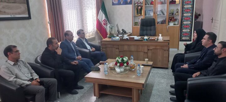 لزوم توسعه زیرساختهای فرهنگی و حمایت از هنرمندان سلسله