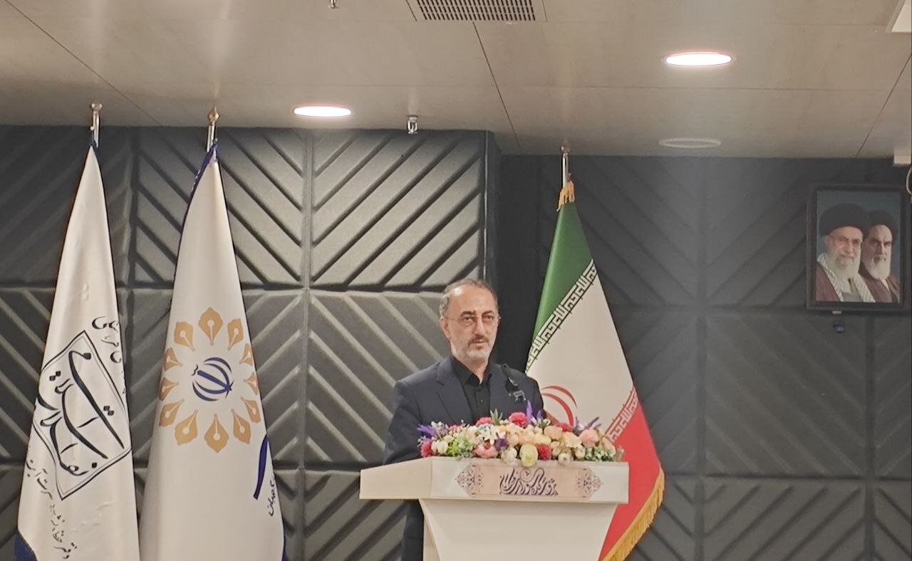 اسحاقی: میراث رهبر شهید ایران قوی و عزیز است