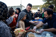 مشہد، موکبوں میں زائرین کا استقبال، خدمت رسانی کا سلسلہ جاری