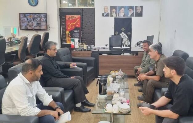 بخشدار ویژه خارگ: ارتباط مسئولان با اهالی جزیره تقویت می‌شود