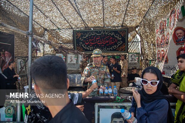 زائران پیاده حرم مطهر رضوی