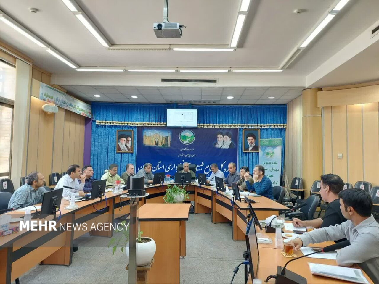 تحلیل خبر: ظرفیت ۴۷۴ هکتاری بیارجمند برای جهش تولید بذور مرتعی کشور | مهر - کد f9a1
