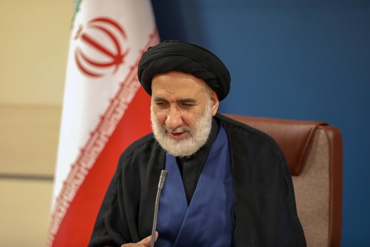 تحلیل: فاطمی: نماز باعث کاهش اثرات شبیخون فرهنگی دشمن می‌شود  | مهر - کد f0d6