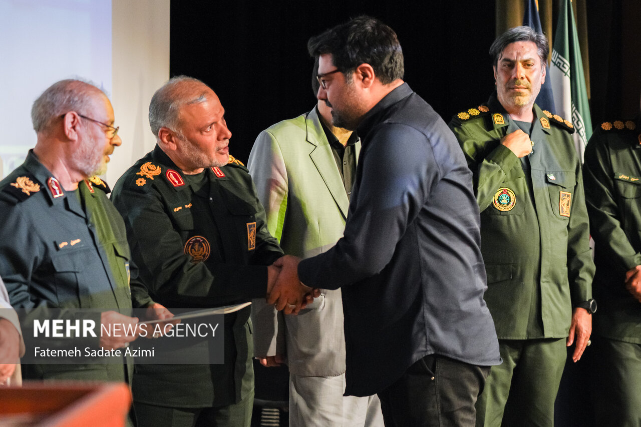 مراسم بزرگداشت روز خبرنگار در قم