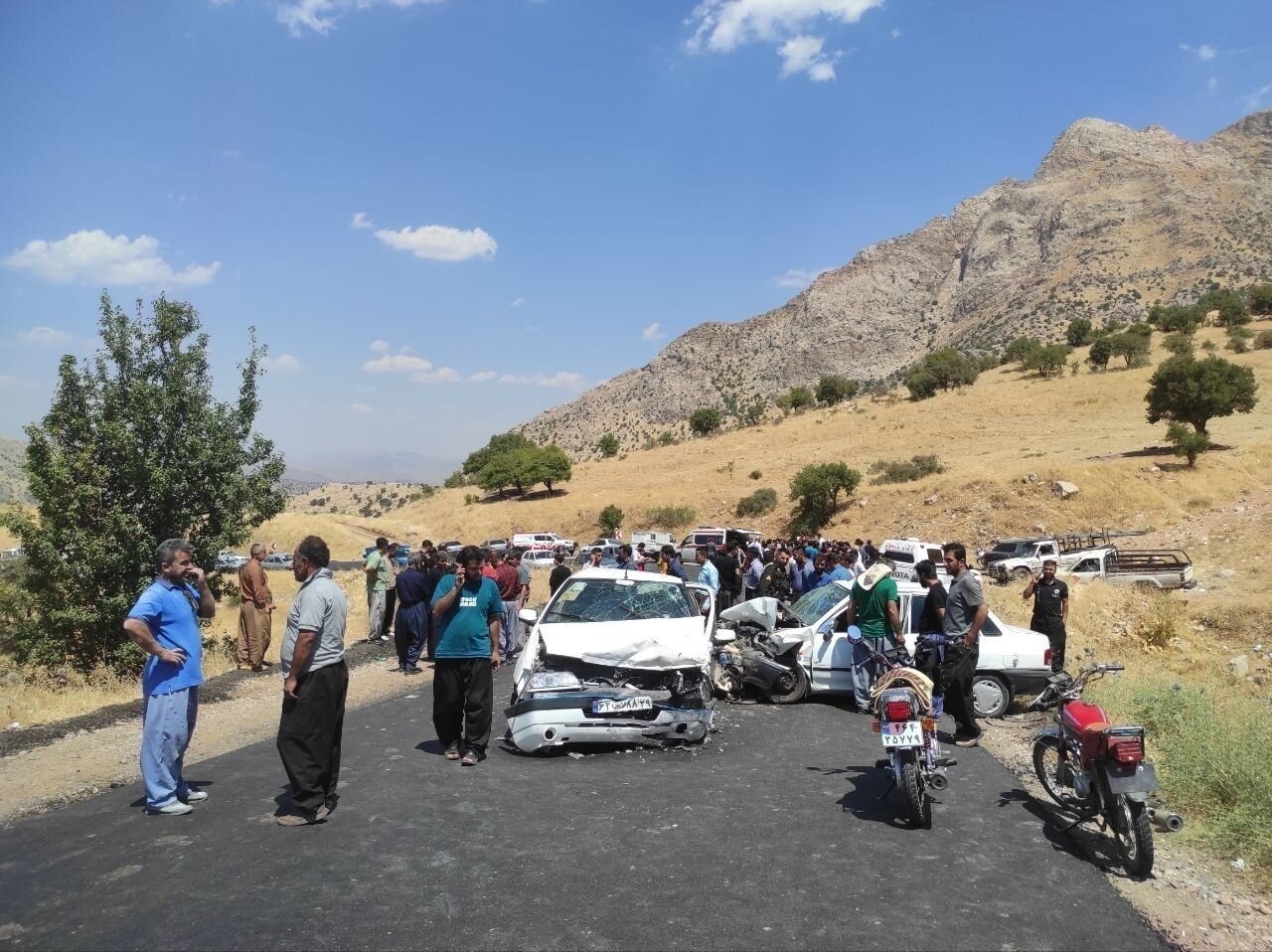 برخورد پراید و پژو در محور سروآباد ـ مریوان ۴ مصدوم برجا گذاشت