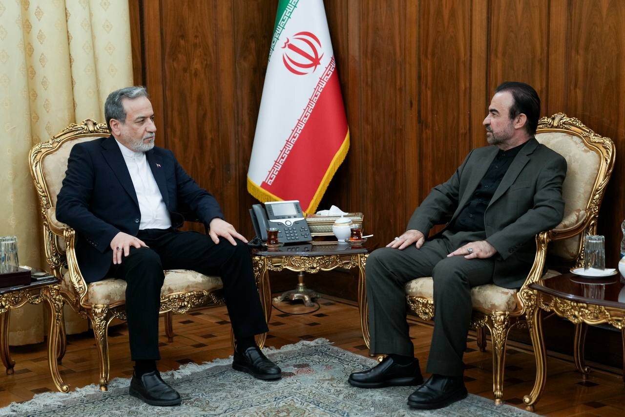 رایزنی درباره تحولات شورای حکام؛ محور دیدار عراقچی باسفیر ایران در وین