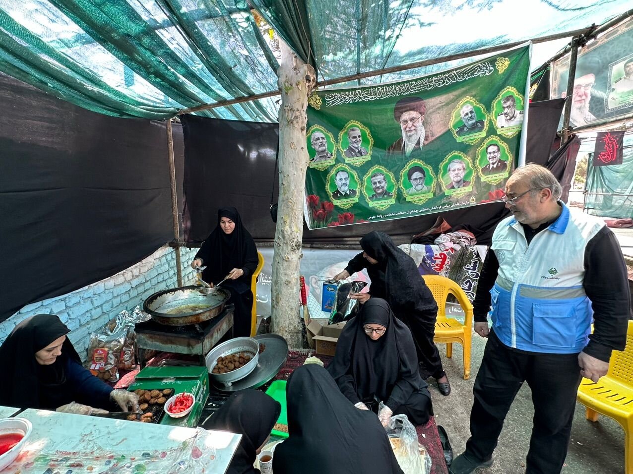 خدمت رسانی موکب های چناران به زائران پیاده حرم امام رضا(ع)