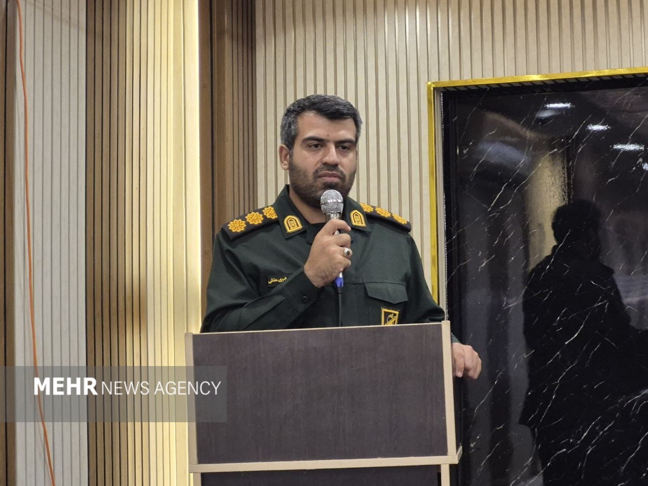 فرمانده سپاه قرچک: رسانه‌ها باید در جنگ روایت‌ها به میدان بیایند