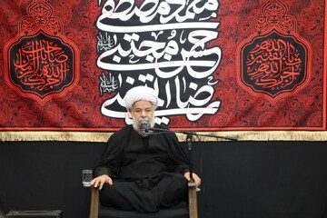 پیامبر(ص) با استقامت در برابر سختی‌ها رسالت الهی را به جهانیان رساند
