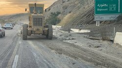 میقانی: راهداران محور بجنورد–آشخانه را پاکسازی و بازگشایی کردند