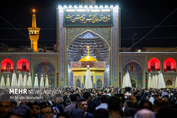 شب رحلت پیامبر(ص) و شهادت امام حسن(ع) در حرم رضوی