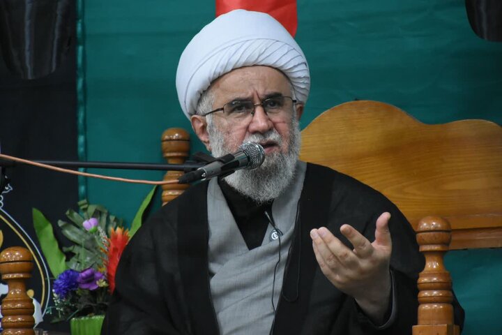 آیت‌الله رمضانی: دشمن در جنگ ترکیبی به دنبال تغییر هویت دینی است