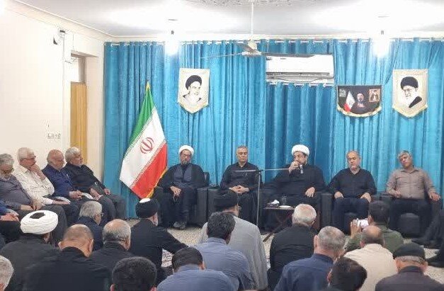 گناوه در سوگ پیامبر رحمت(ص) و کریم اهل بیت(ع) غرق ماتم شد