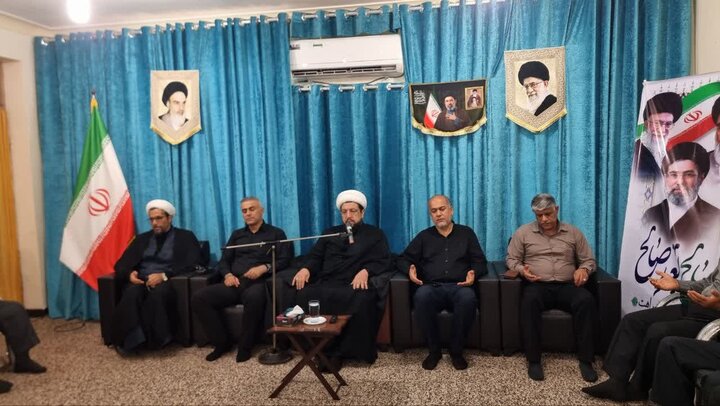 گناوه در سوگ پیامبر رحمت(ص) و کریم اهل بیت(ع) غرق ماتم شد