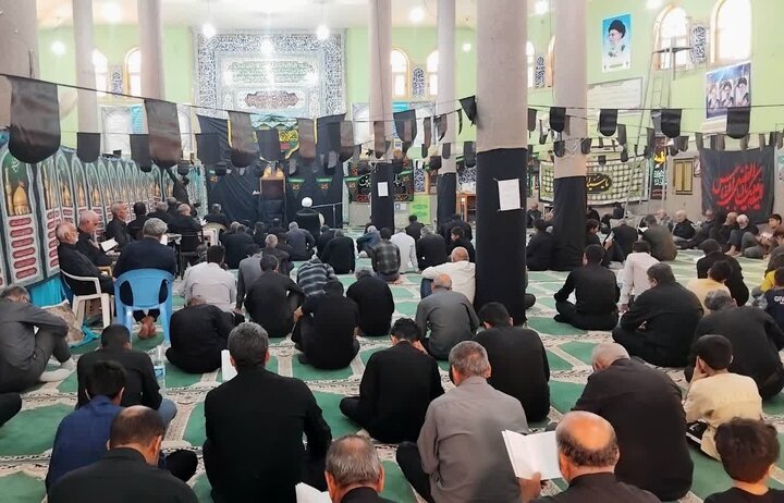 استان بوشهر غرق در عزا وماتم شد؛ از زیارت ازبعیدپیامبر تا عزاداری سنتی