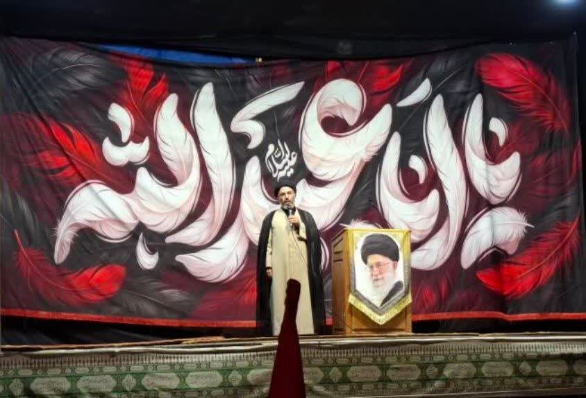 استقامت رمز موفقیت و پیروزی  ملت ایران است