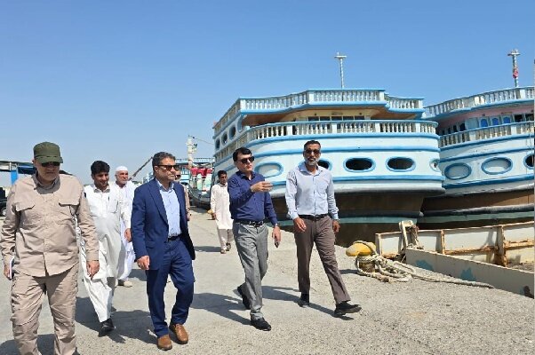 نفیسی: گوگسر جاسک می‌تواند دروازه تجارت هرمزگان با عمان باشد