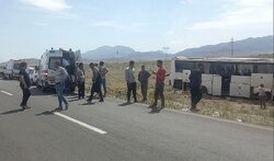 خواب‌آلودگی راننده اتوبوس در محور بجنورد–آشخانه ۱۱ مصدوم برجا گذاشت