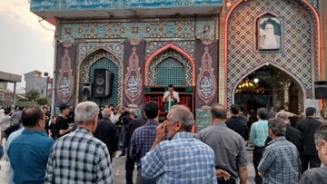اجتماع رضوی در صحن حرم سلطان سید جلال الدین اشرف آستانه اشرفیه