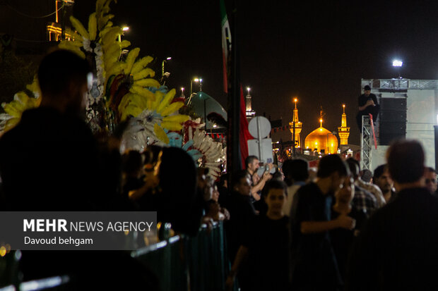 شب شهادت امام رضا (ع) در مشهد مقدس