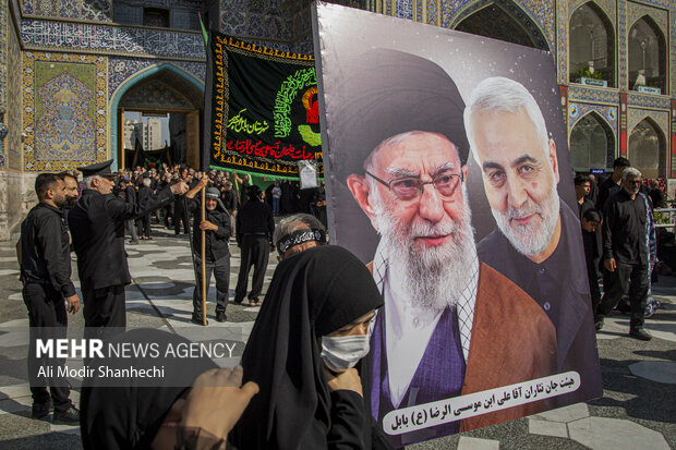 حرم مطهر رضوی در روز شهادت امام رضا(ع)