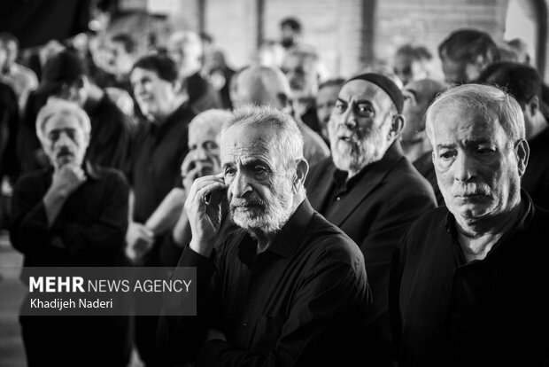 آیین عزاداری شهادت امام رضا (ع) در بازار اصفهان