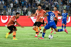 چهار مدعی در شروع فصل کم نیاوردند/استقلال پرقدرت،پرسپولیس امیدوارکننده
