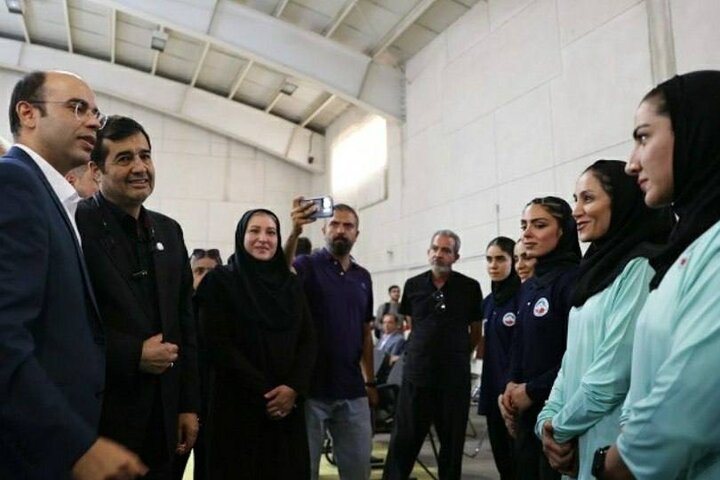 دنیامالی خطاب به دختران ووشو: روی قهرمانی در ناگویا متمرکز شوید