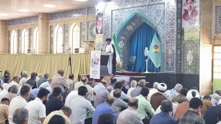 امام جمعه گناوه: دشمن در برابر اراده ملت ایران چاره‌ای جز تسلیم ندارد