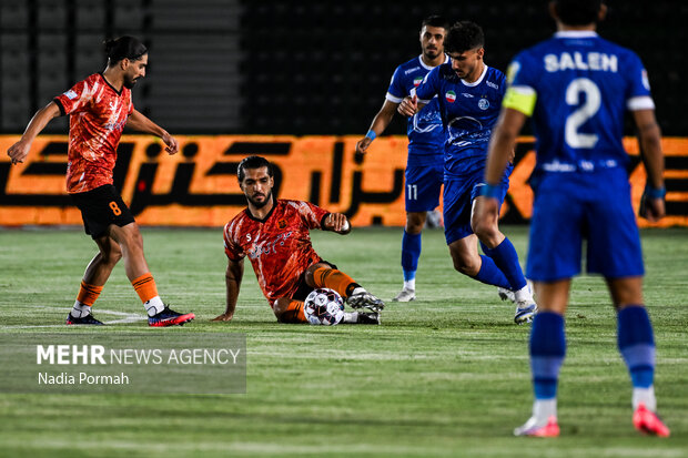 لیگ برتر فوتبال - استقلال و مس شهر بابک
