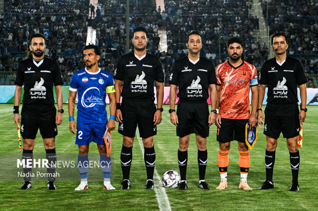 لیگ برتر فوتبال - استقلال و مس شهر بابک