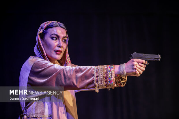 نمایش « مرگ اشرف غنی»