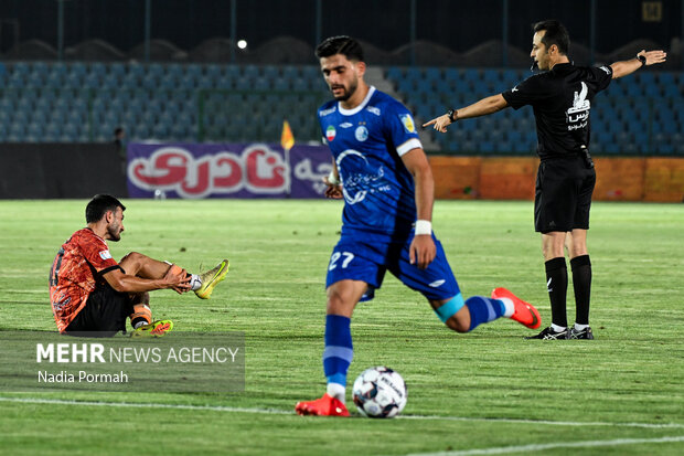 لیگ برتر فوتبال - استقلال و مس شهر بابک