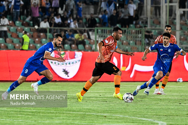 لیگ برتر فوتبال - استقلال و مس شهر بابک