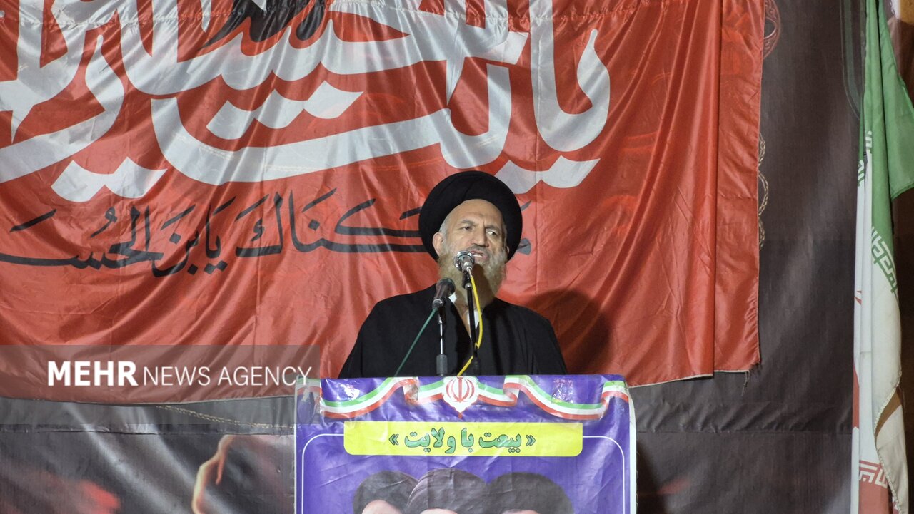 ملک حسینی: صلح و جنگ قاعده دارد؛ تصمیم‌گیری باید بر مدار رهبری باشد
