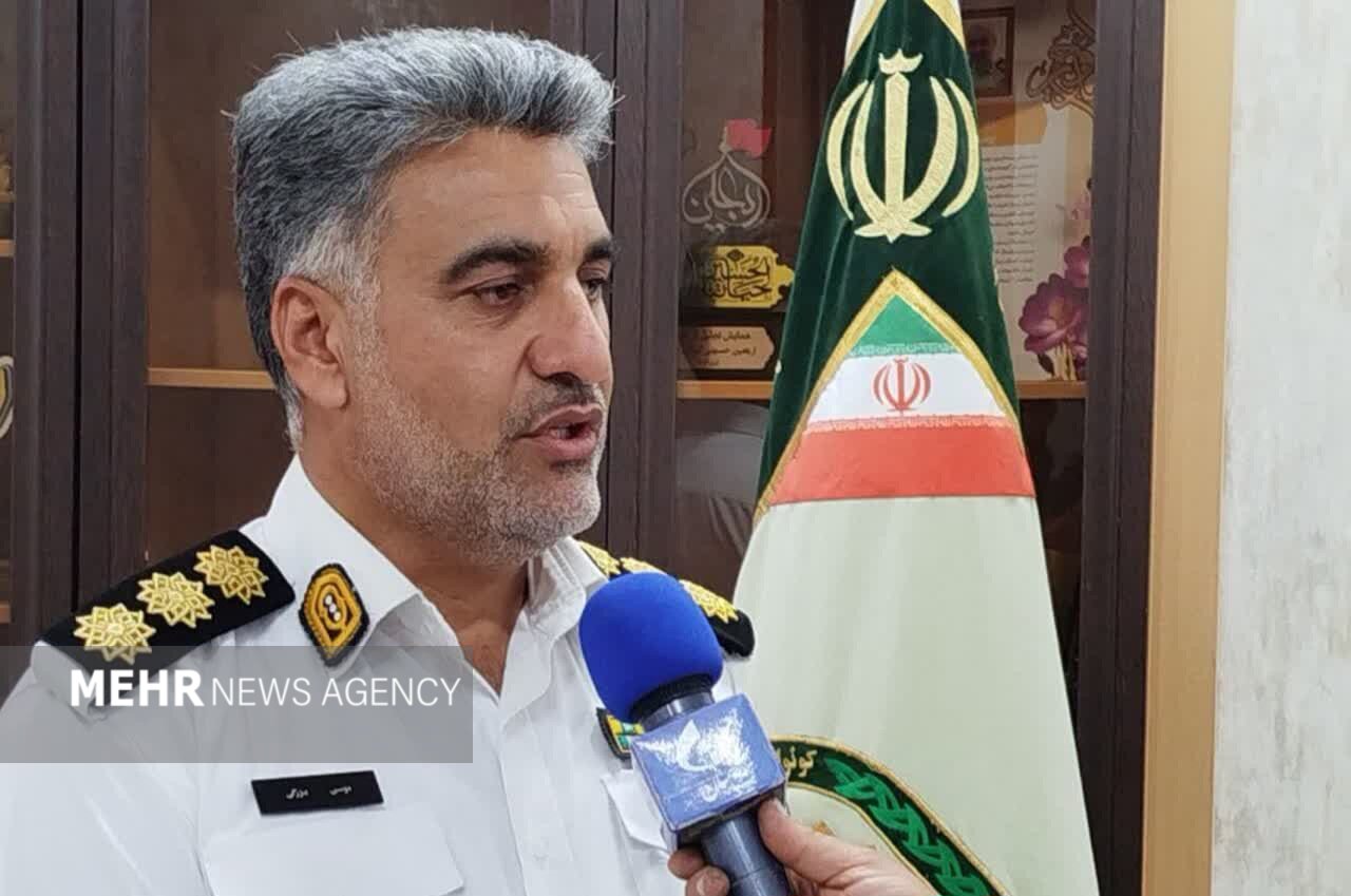 رانندگی کودک ۱۲ ساله با کشنده حامل گازوئیل در محور آهوان