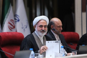 ۷.۲ میلیون زائر در دهه پایانی صفر به مشهد سفر کردند