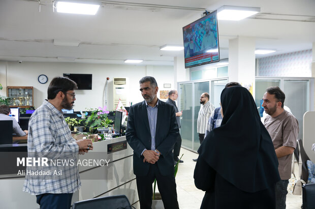بازدید رئیس بسیج جامعه پزشکی از گروه رسانه‌ای مهر