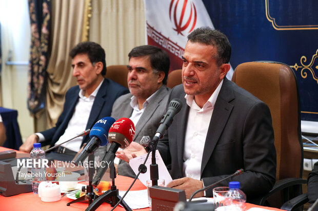 نشست هم اندیشی نایب‌رئیس کمیسیون عمران مجلس