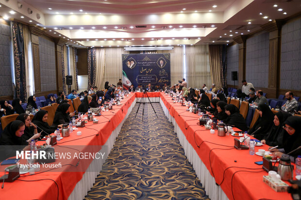 نشست هم اندیشی نایب‌رئیس کمیسیون عمران مجلس