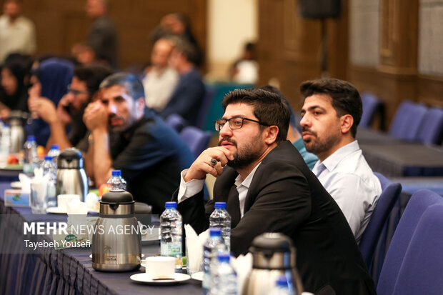 نشست هم اندیشی نایب‌رئیس کمیسیون عمران مجلس