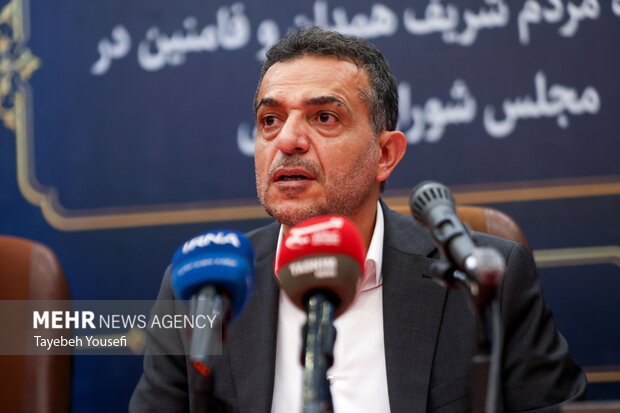 نشست هم اندیشی نایب‌رئیس کمیسیون عمران مجلس