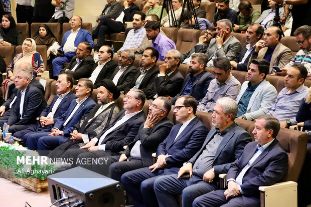 آیین تجلیل استاندار آذربایجان‌غربی از خبرنگاران