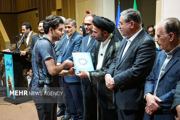 آیین تجلیل استاندار آذربایجان‌غربی از خبرنگاران